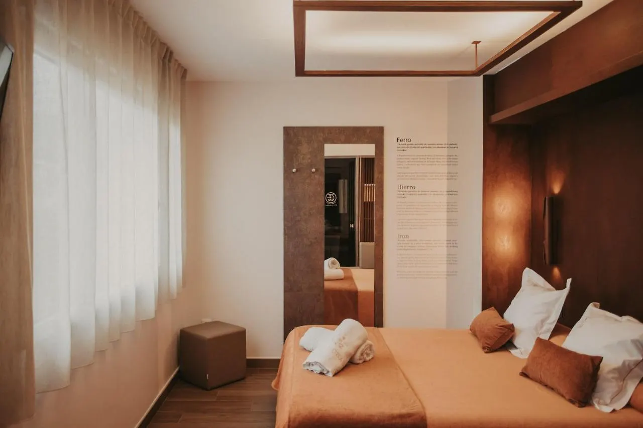 La Trobada Hotel Boutique Ripoll 2*,